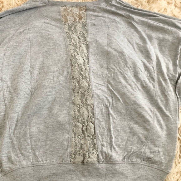 Ideology | Gray Oversized Top Lace Back Details - Picture 4 of 7